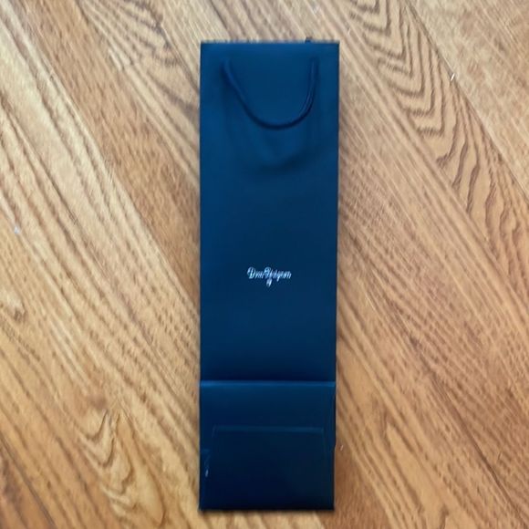 ⭐️Dom Perignon - Luxury empty bag! ⭐️ - Picture 2 of 11